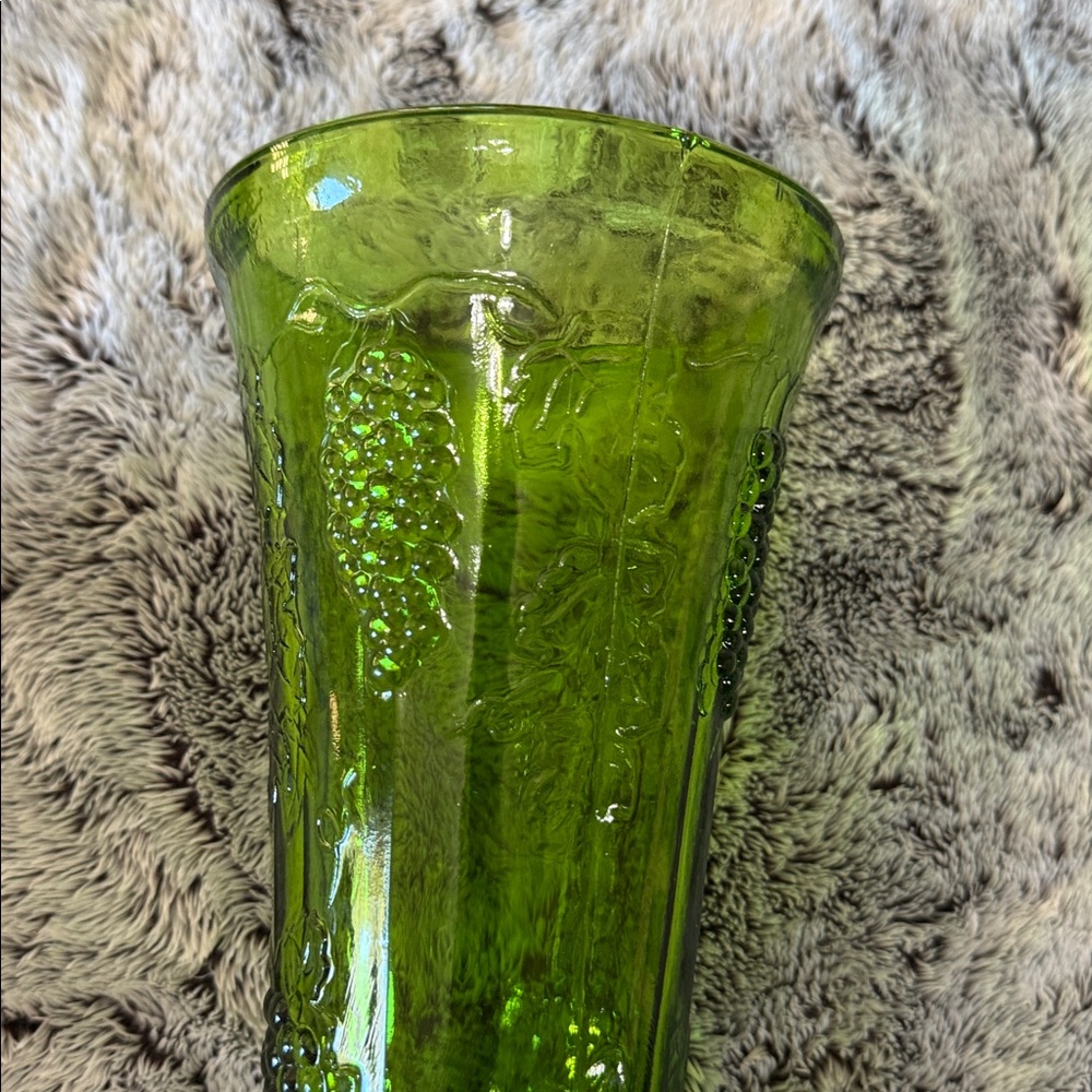 Vintage Indiana Glass Green Glass Footed Vase Colony Harvest Pattern Tall - Picture 8 of 12